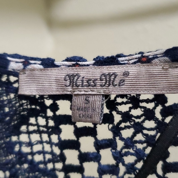 Miss Me Navy Floral Blouse Shirt - Picture 2 of 6